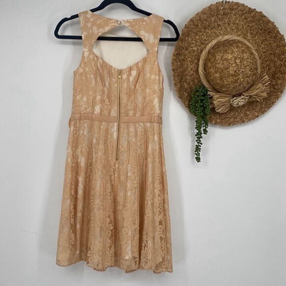 MISS SIXTY M60 Lace Overlay‎ Fit & Flare Dress Knee Length Pretty Dress Peach 4 - Picture 3 of 14